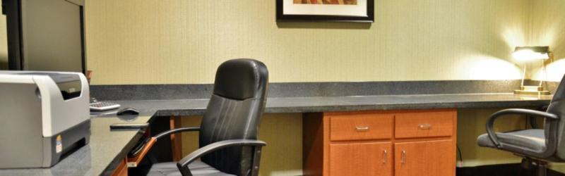 Holiday Inn Express Hotel & Suites Center Township By Ihg Monaca Exterior foto