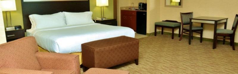 Holiday Inn Express Hotel & Suites Center Township By Ihg Monaca Exterior foto