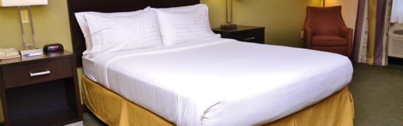 Holiday Inn Express Hotel & Suites Center Township By Ihg Monaca Exterior foto